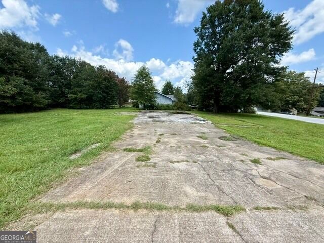 8465 Kendrick Road, Jonesboro, GA 30238