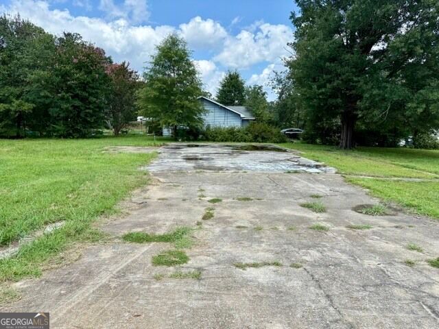 8465 Kendrick Road, Jonesboro, GA 30238