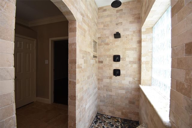 16915 Locust Springs Drive, Houston, TX 77095