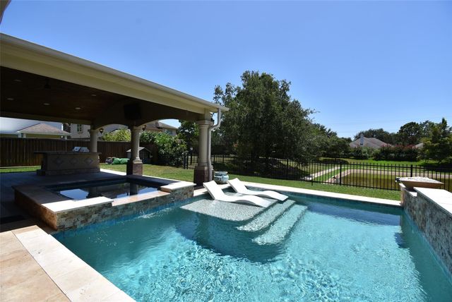 16915 Locust Springs Drive, Houston, TX 77095