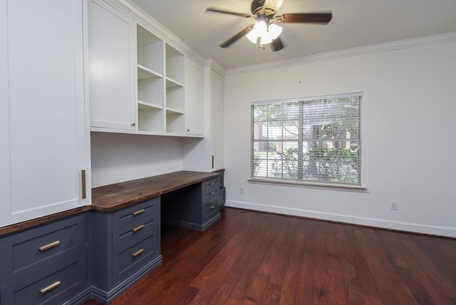 16915 Locust Springs Drive, Houston, TX 77095