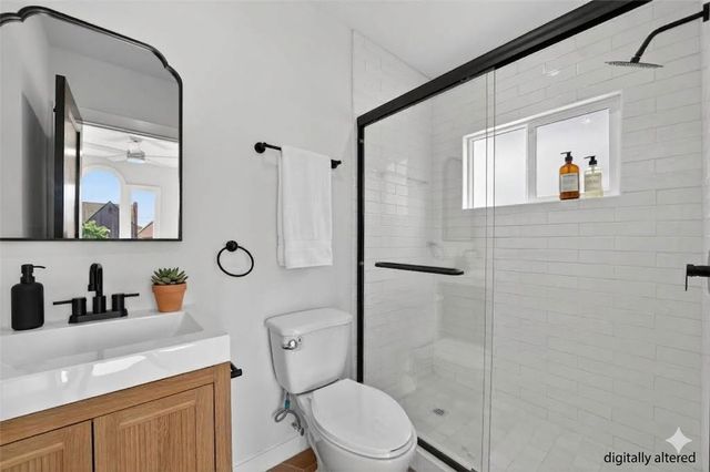 7611 S Hobart, Los Angeles, CA 90047