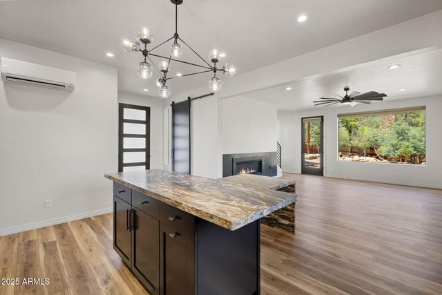 2196 W Thumb Butte Road, Prescott, AZ 86305