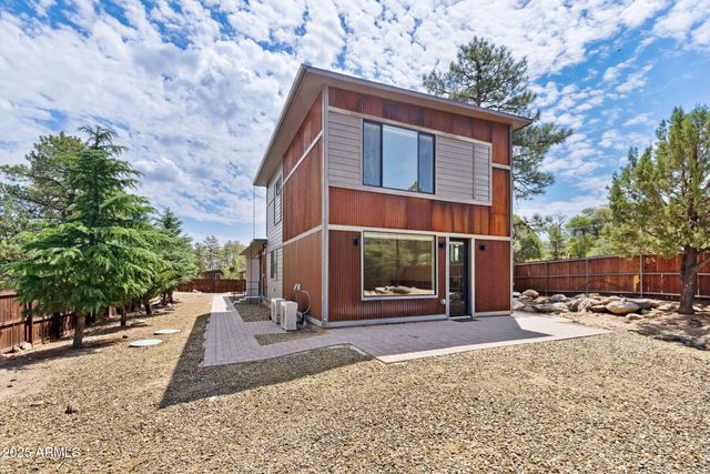 2196 W Thumb Butte Road, Prescott, AZ 86305