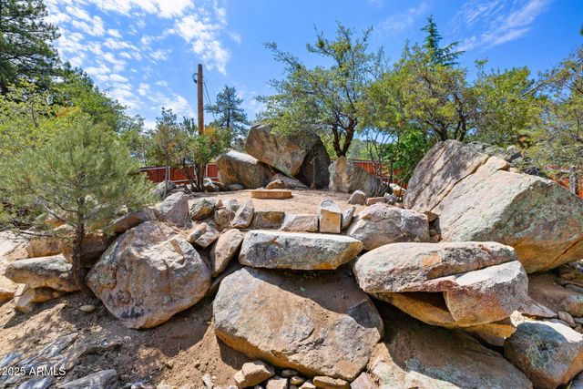 2196 W Thumb Butte Road, Prescott, AZ 86305