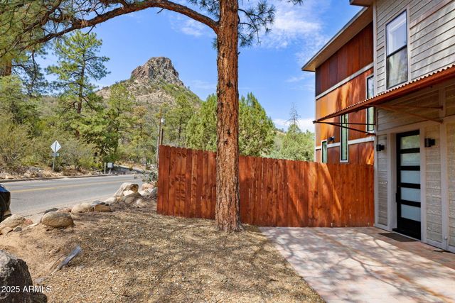 2196 W Thumb Butte Road, Prescott, AZ 86305