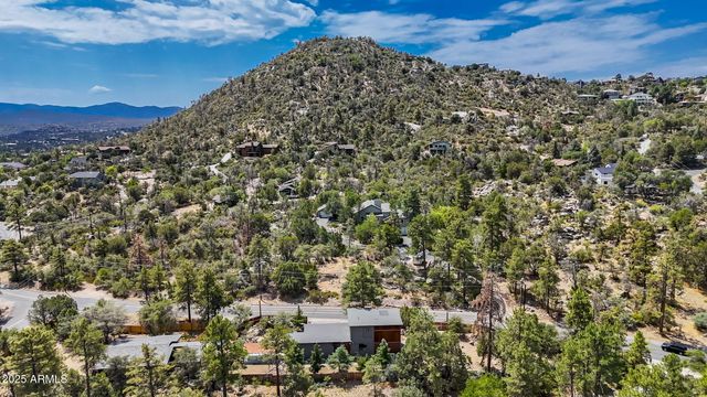 2196 W Thumb Butte Road, Prescott, AZ 86305