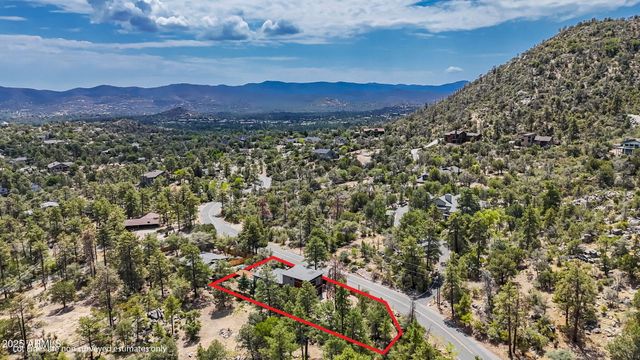 2196 W Thumb Butte Road, Prescott, AZ 86305