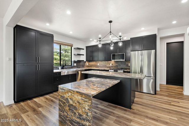 2196 W Thumb Butte Road, Prescott, AZ 86305