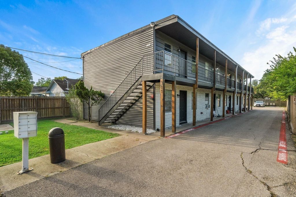 311 Campbell Avenue 5, Pasadena, TX 77502