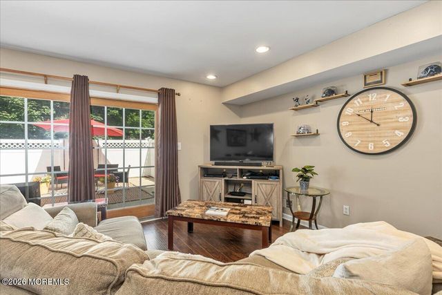 613 Randall Way, Aberdeen, NJ 07747