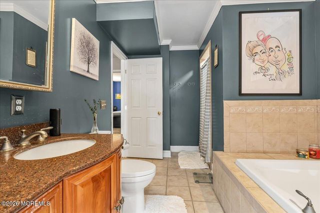 613 Randall Way, Aberdeen, NJ 07747
