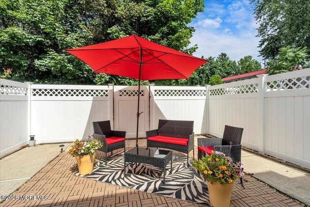 613 Randall Way, Aberdeen, NJ 07747