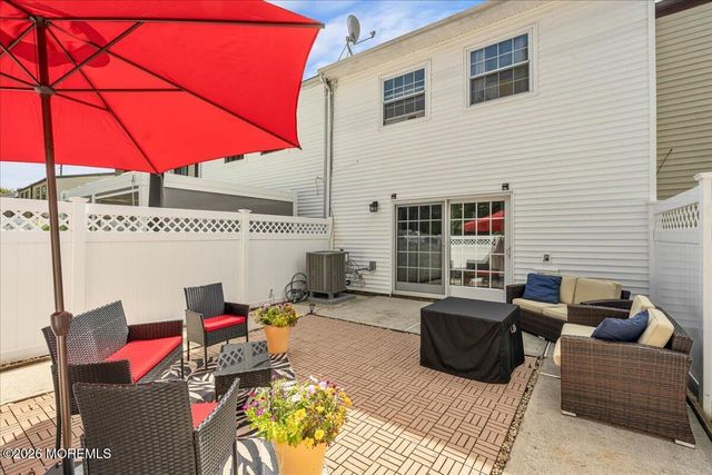 613 Randall Way, Aberdeen, NJ 07747