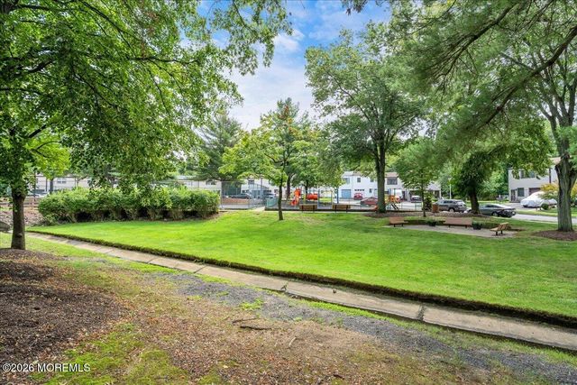 613 Randall Way, Aberdeen, NJ 07747