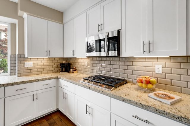 1741 N Bend Dr, Sacramento, CA 95835