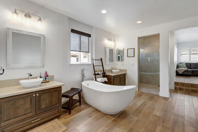 1741 N Bend Dr, Sacramento, CA 95835