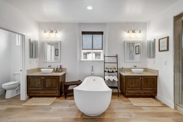 1741 N Bend Dr, Sacramento, CA 95835