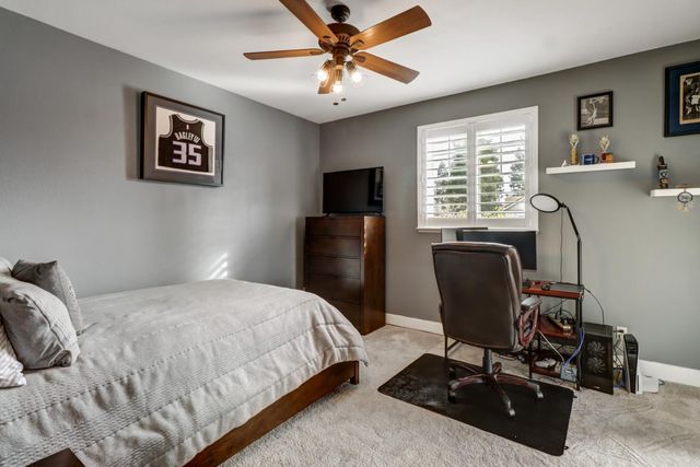 1741 N Bend Dr, Sacramento, CA 95835