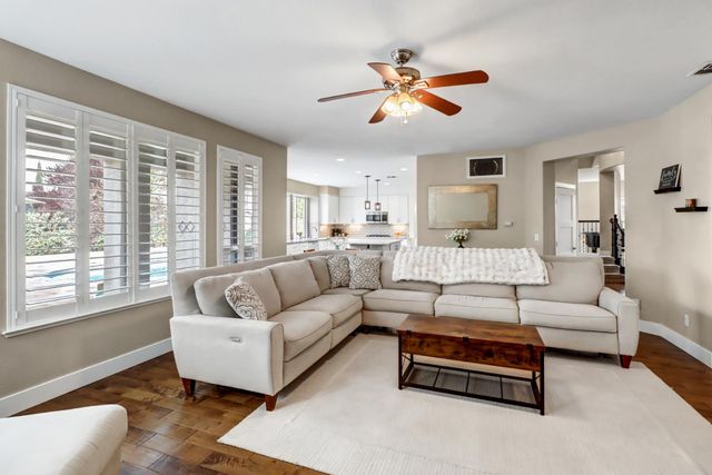 1741 N Bend Dr, Sacramento, CA 95835