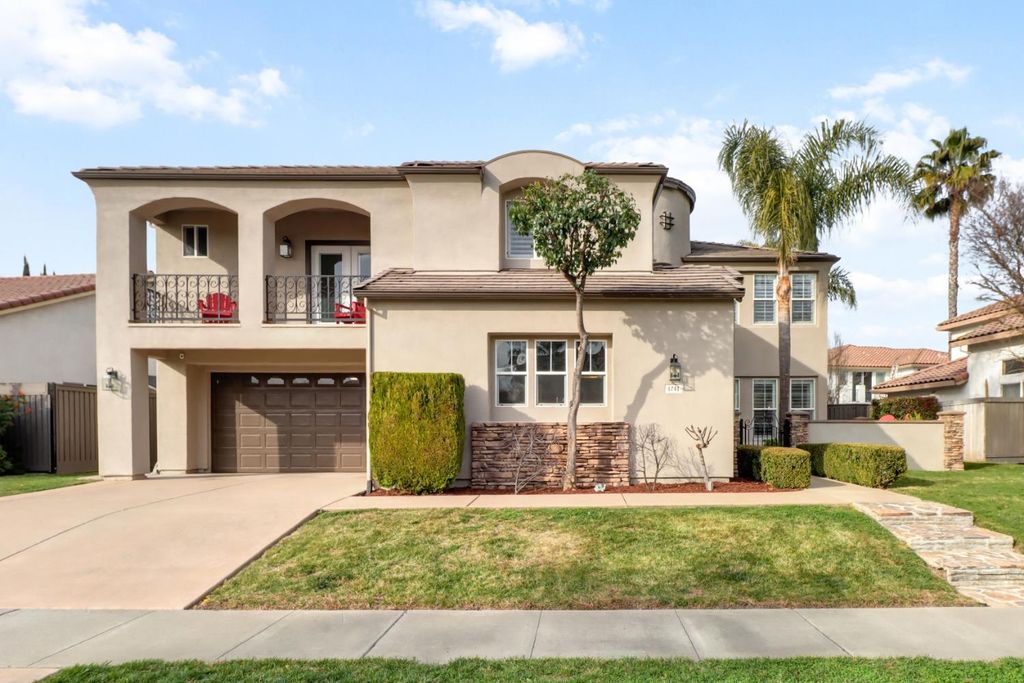 1741 N Bend Dr, Sacramento, CA 95835