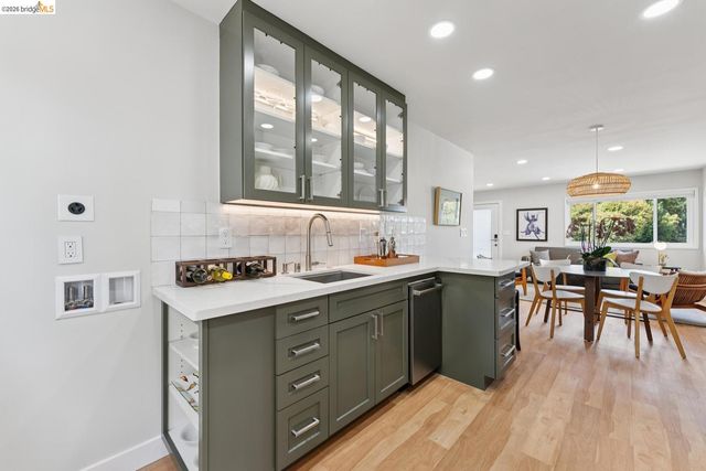 1501 Fairview AVE, Richmond, CA 94805