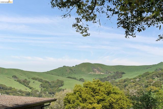 1501 Fairview AVE, Richmond, CA 94805