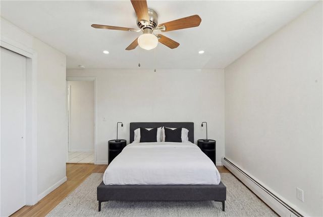 39 Salem Avenue, Cranston, RI 02920