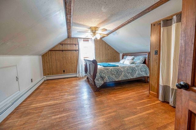 132 Jackson Ave, Somerset, MA 02725