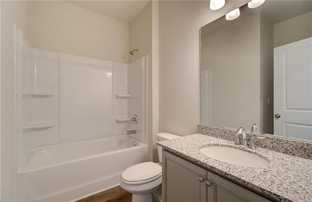 1846 Kingsmere Run Dr, Loganville, GA 30052