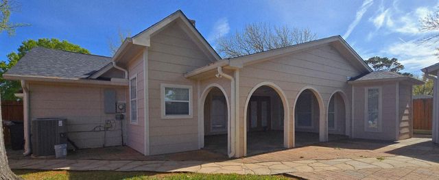 14830 Croxton Drive, Houston, TX 77015