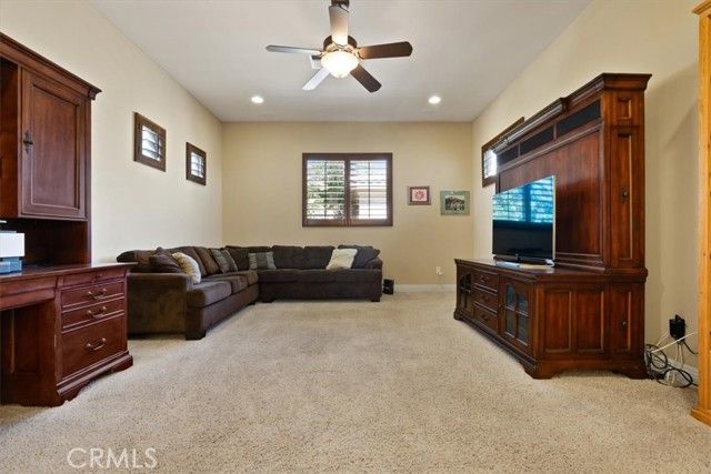 2404 Edingal, Bakersfield, CA 93311