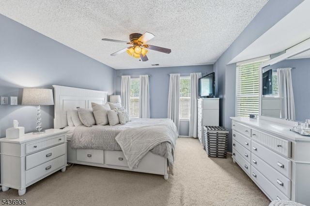 1719 Breckenridge Dr, Branchburg Twp., NJ 08876