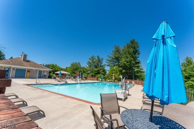 1719 Breckenridge Dr, Branchburg Twp., NJ 08876