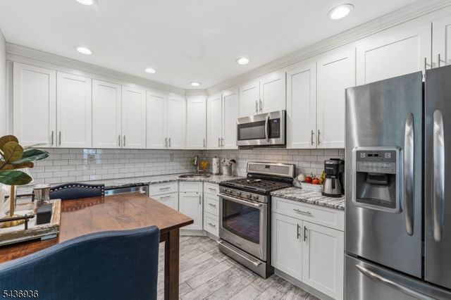 1719 Breckenridge Dr, Branchburg Twp., NJ 08876