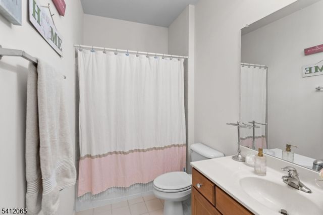 411 Deluca Rd 411, Belleville Twp., NJ 07109