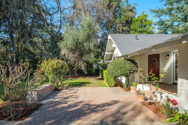 4564 N Van Ness Boulevard, Fresno, CA 93704