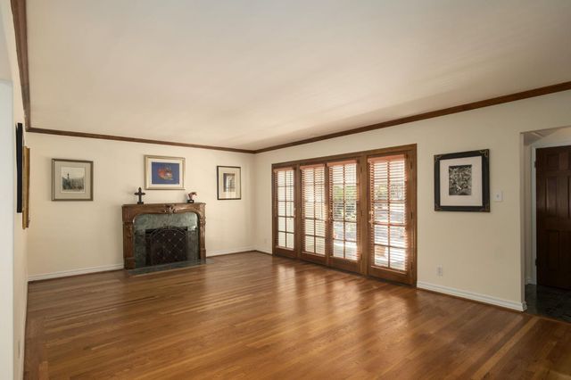 4564 N Van Ness Boulevard, Fresno, CA 93704