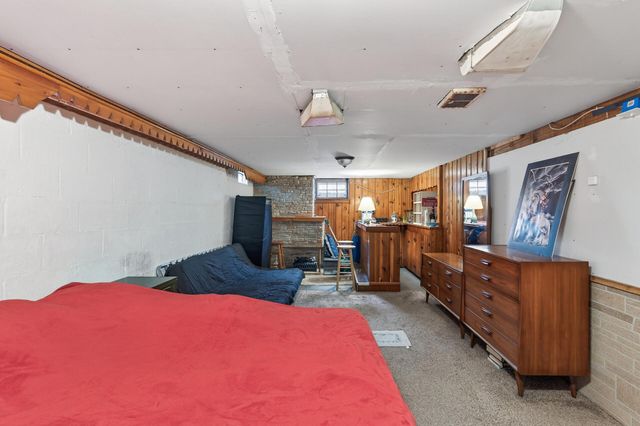 4701 Hampshire Avenue N, Crystal, MN 55428