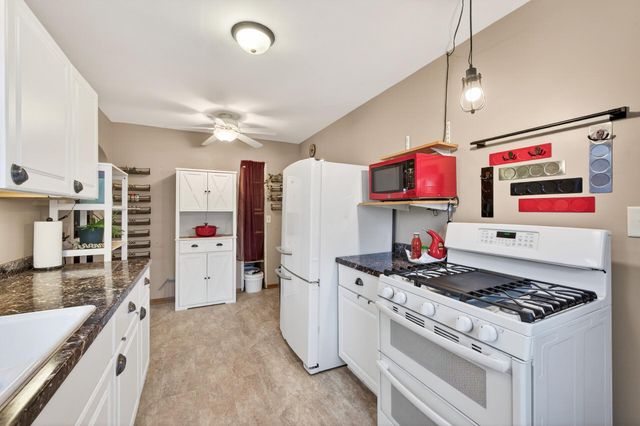 4701 Hampshire Avenue N, Crystal, MN 55428