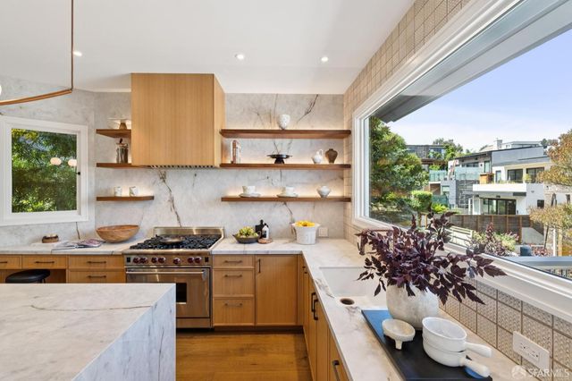 32 Carson Street, San Francisco, CA 94114