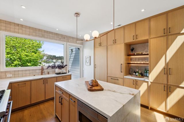 32 Carson Street, San Francisco, CA 94114