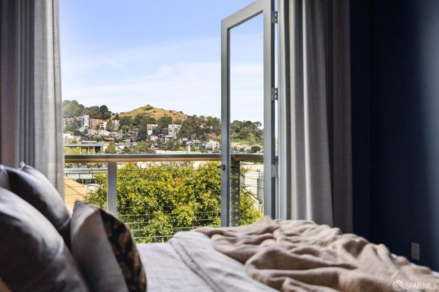 32 Carson Street, San Francisco, CA 94114