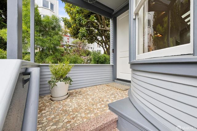 32 Carson Street, San Francisco, CA 94114