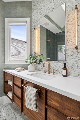 32 Carson Street, San Francisco, CA 94114