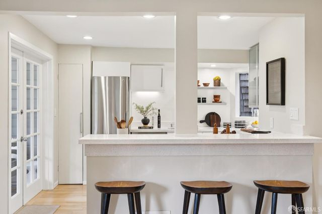 32 Carson Street, San Francisco, CA 94114