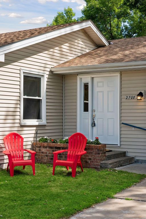 2708 Boone Avenue N, New Hope, MN 55427 — photo 2