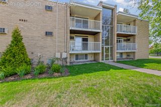 4921 Crooks Road N10, Royal Oak, MI 48073