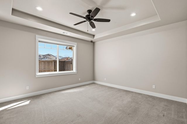 359 Kansas Drive, Medford, OR 97504