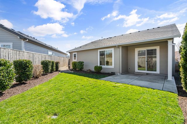 359 Kansas Drive, Medford, OR 97504
